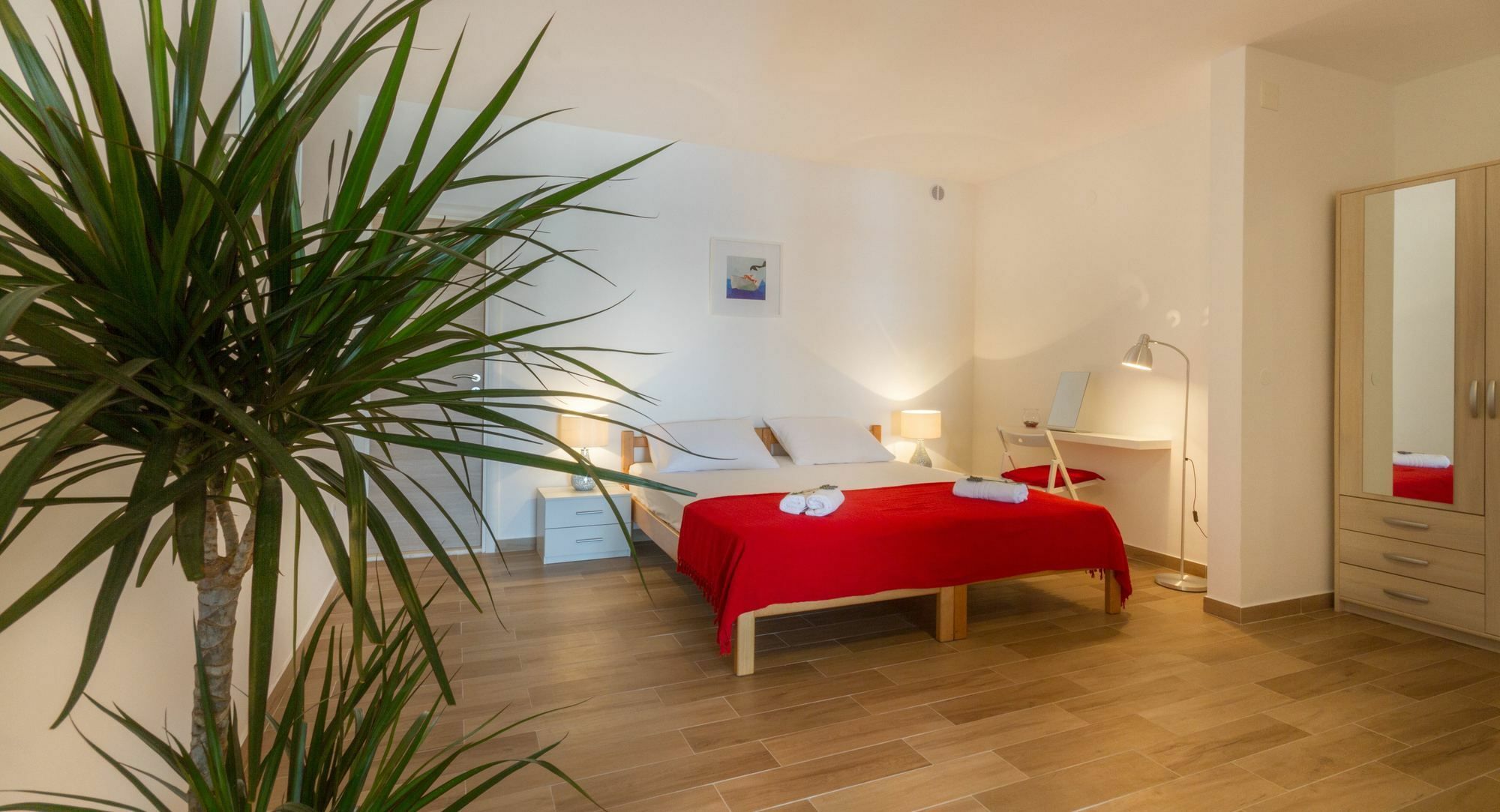 Apartman And Bonkan Hvar